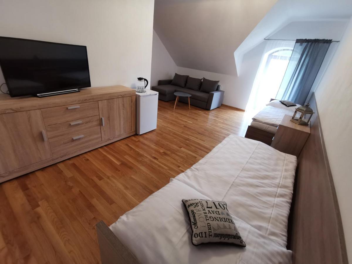 Zamocek Hotell Matiasovce Exteriör bild